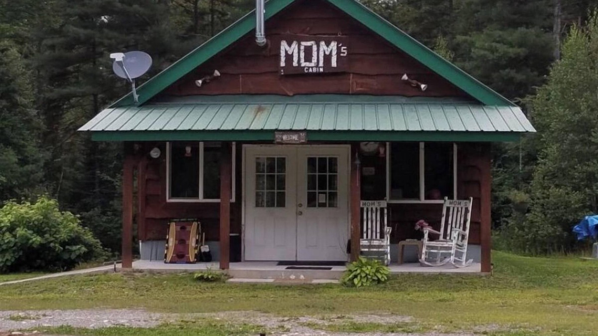 Ticonderoga Cabin | Cabin located in the heart of the Adirondacks