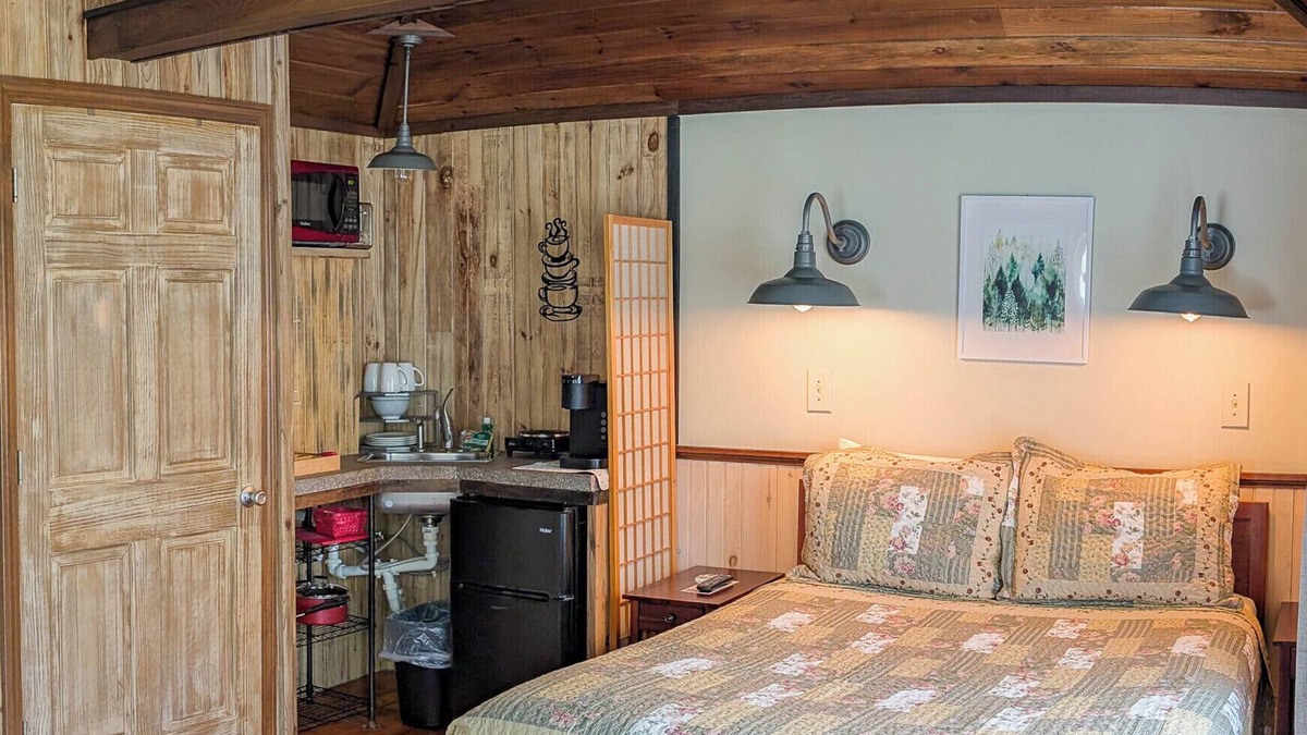 Bar Harbor Cabin | Cabin Newly Renovated Cabin 21