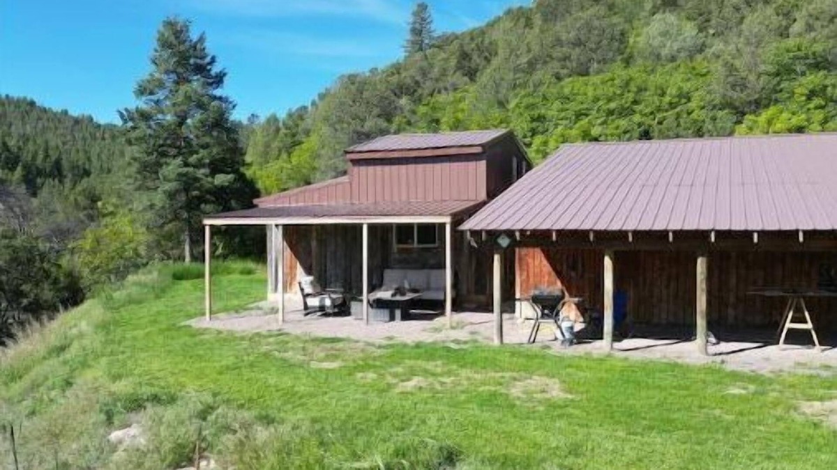 Canon City Cabin | Cabin on 55 Acre Ranch Near Royal Gorge W/Gym