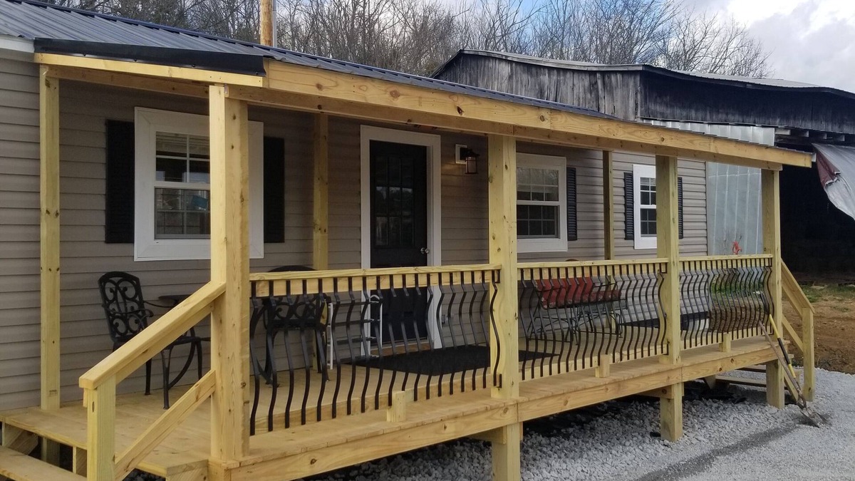 Rutland Cabin | Cabin on 80 acre farm with donkeys, cows and goats