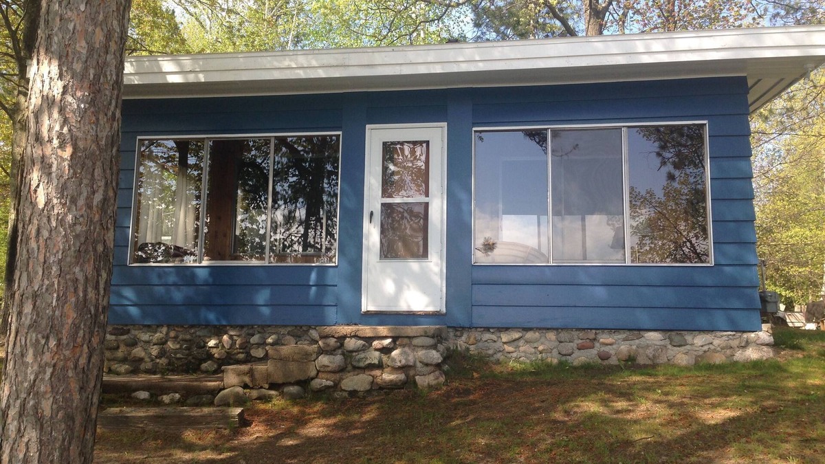 Cheboygan Cabin | Cabin on beautiful Long Lake