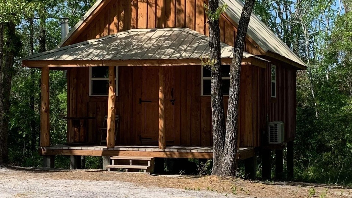 Hubert Cabin | Cabin on Queens Creek