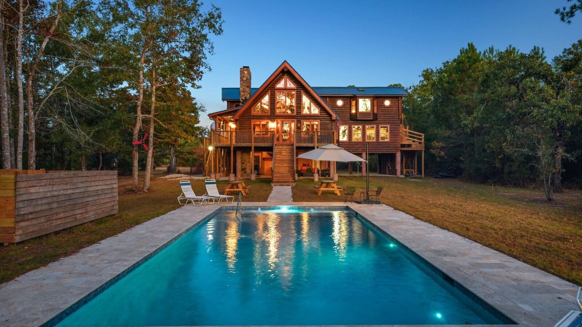 Waveland Cabin | Cabin on the Coast