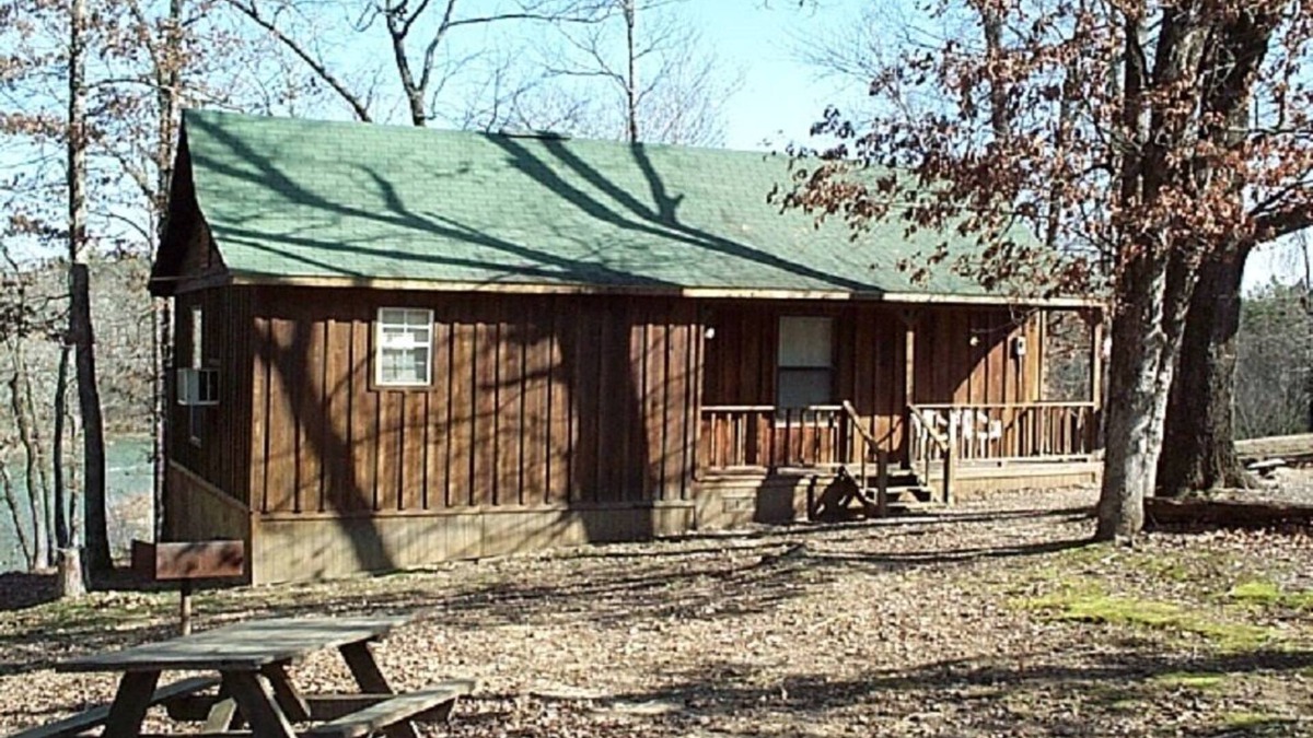 Mount Ida Cabin | Cabin on the Ouachita River, 8 miles North of Mount Ida Arkansas