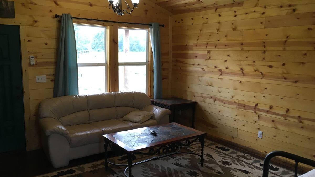 Paris Cabin | Cabin on the Ridge*