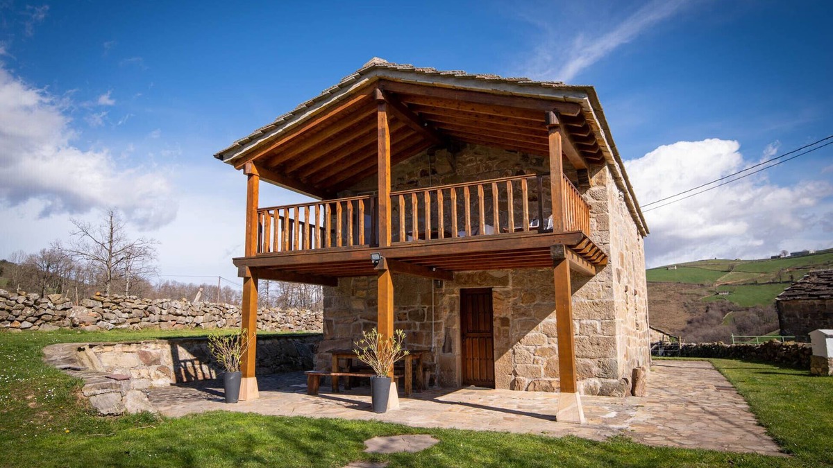 San Pedro del Romeral Cabin | Cabin Pasiega Las Suertes
