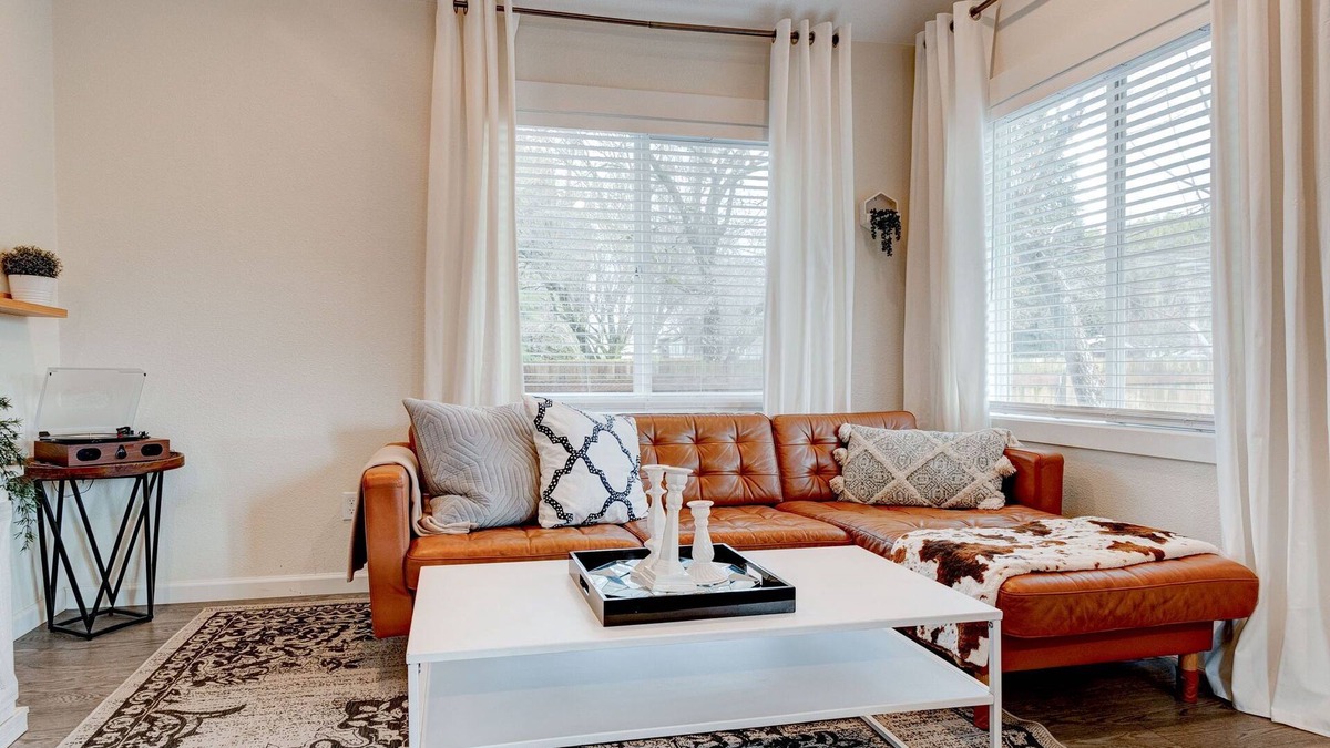 Hough House | Cabin style home in the heart of Vancouver. Steps from public transportation!