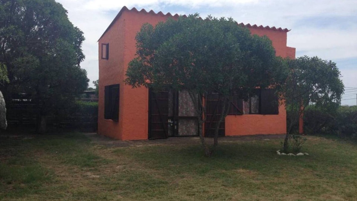 La Pedrera House | Cabin-type house 50 meters from Oceanic Beach In Arachania Bech Rocha Uruguay