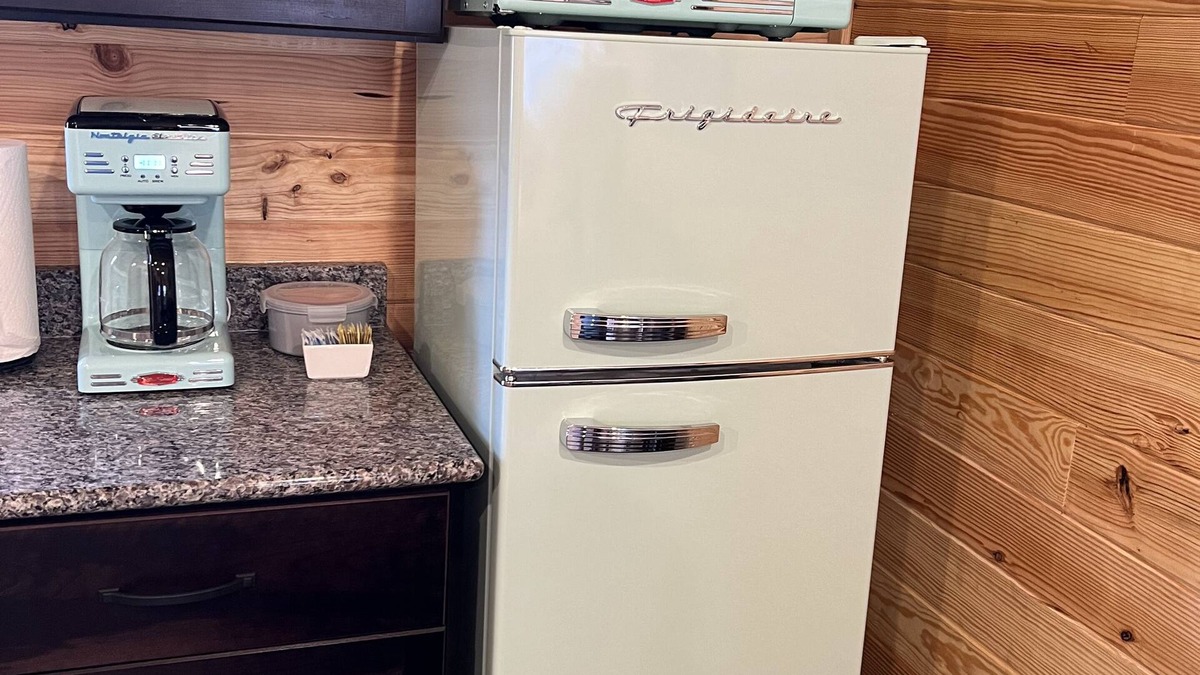 Lee County Cabin | Cabin Unit 5 of 6 with AC and WiFi in serene Paige