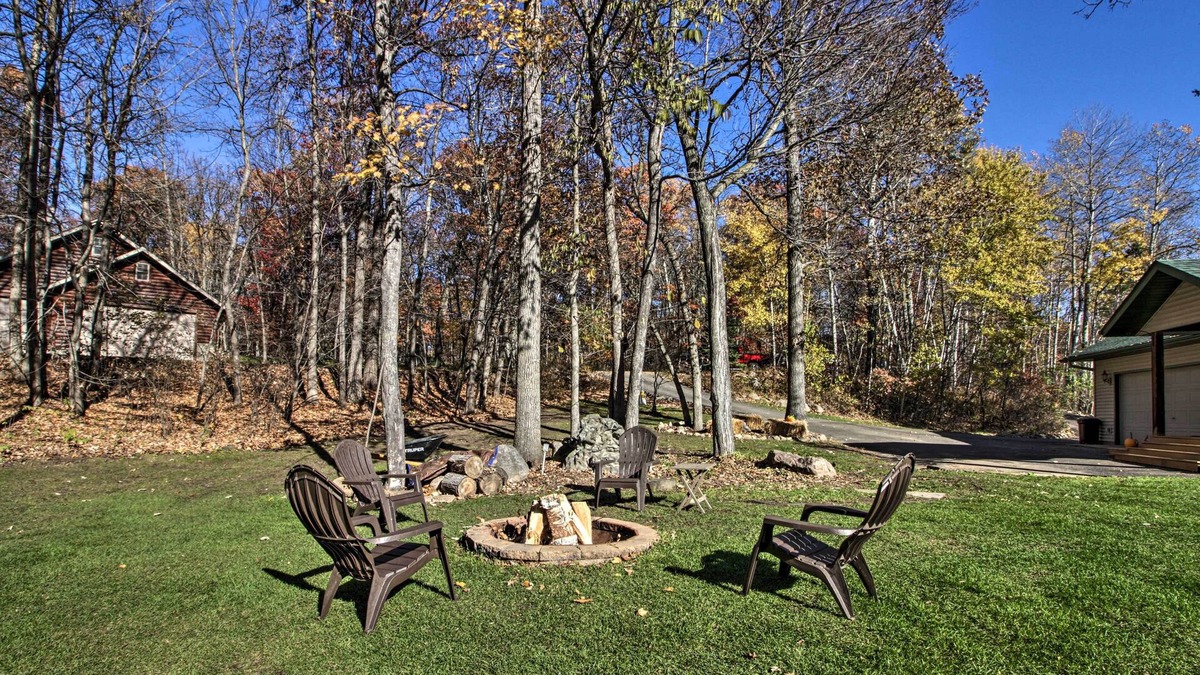 Breezy Point Cottage | Cabin w/Fire Pit & Movie Room, 1 Mi to Lake