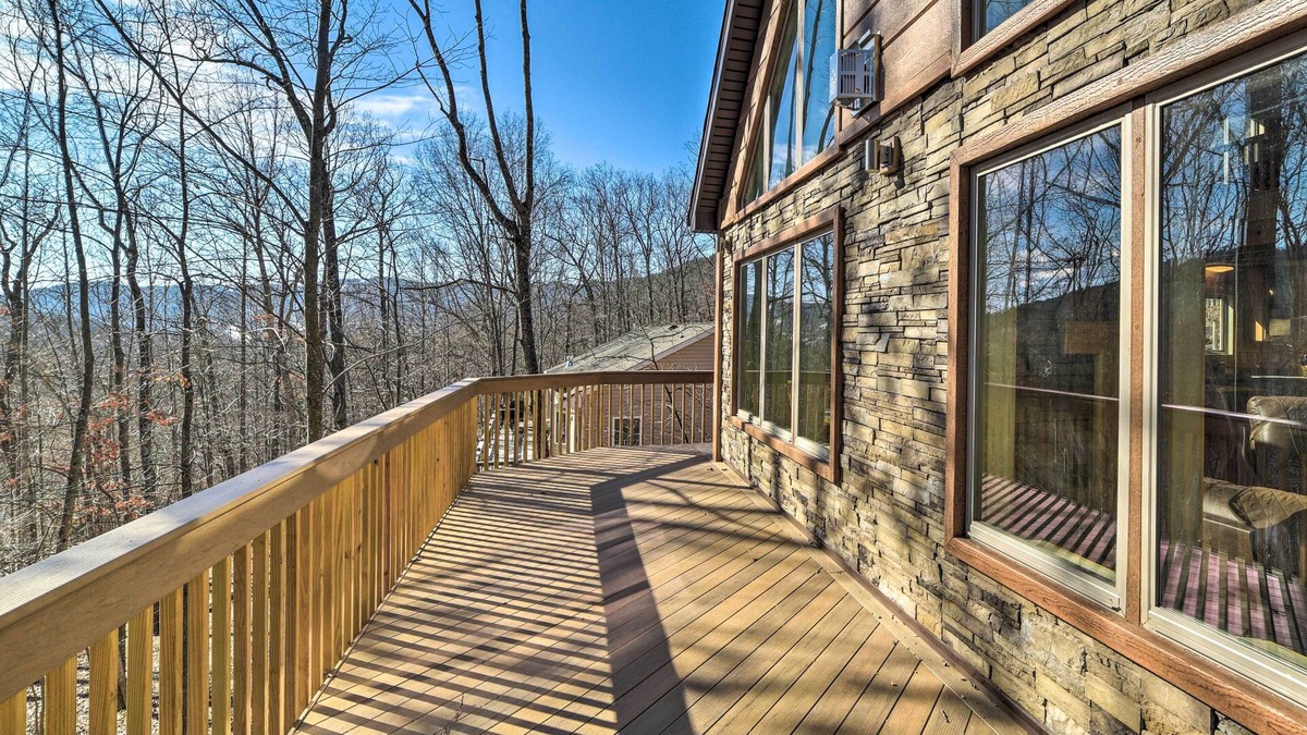 Massanutten Cabin | Cabin w/Mtn View, 4 Mi to Massanutten Resort