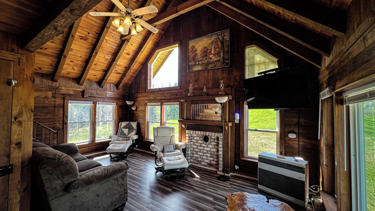 Mouth of Wilson Cabin | Cabin w/ Views/Pond/Foosball Table by Camp Cheerio