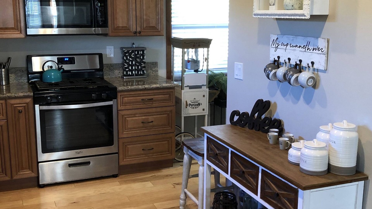 Running Springs Cabin | Cabin with Spa and Arcades 7 mins to Ski Resort