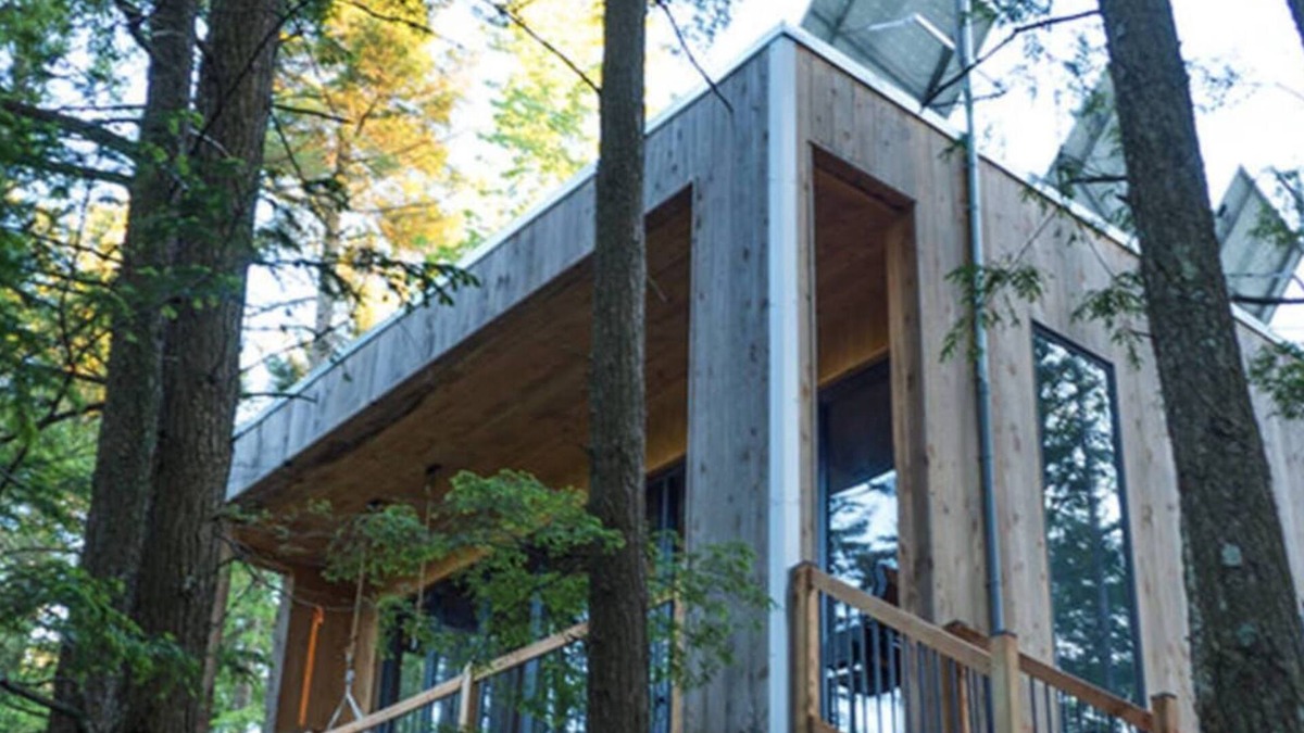 Eastman Cabin | Cabin Zoobox 66 Summa