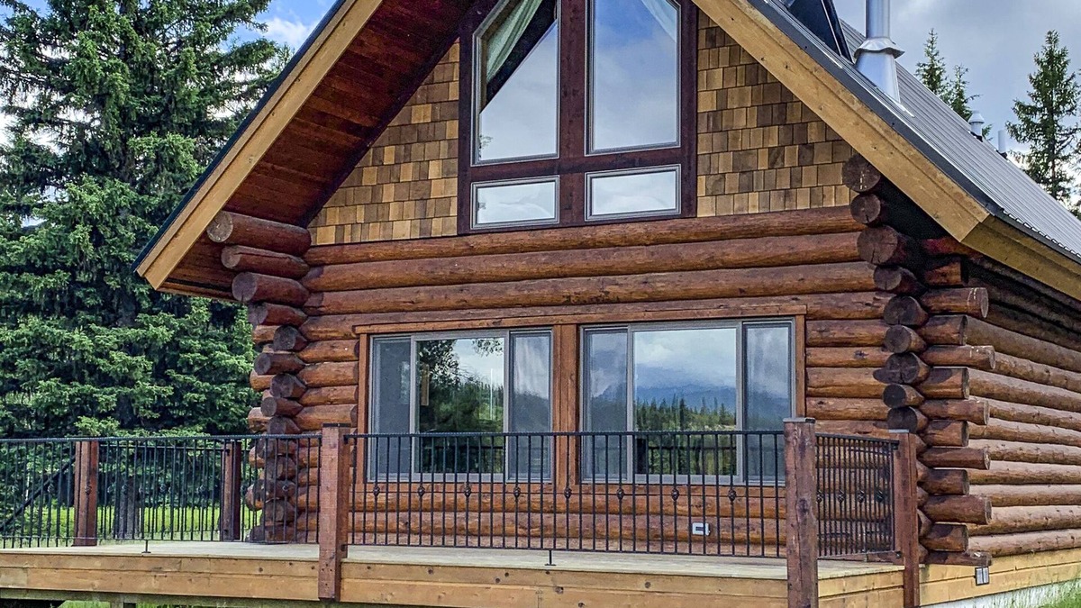Polebridge Cabin | Cabins At Hay Creek Beautiful Log Cabin Stunning Views Glacier National Park