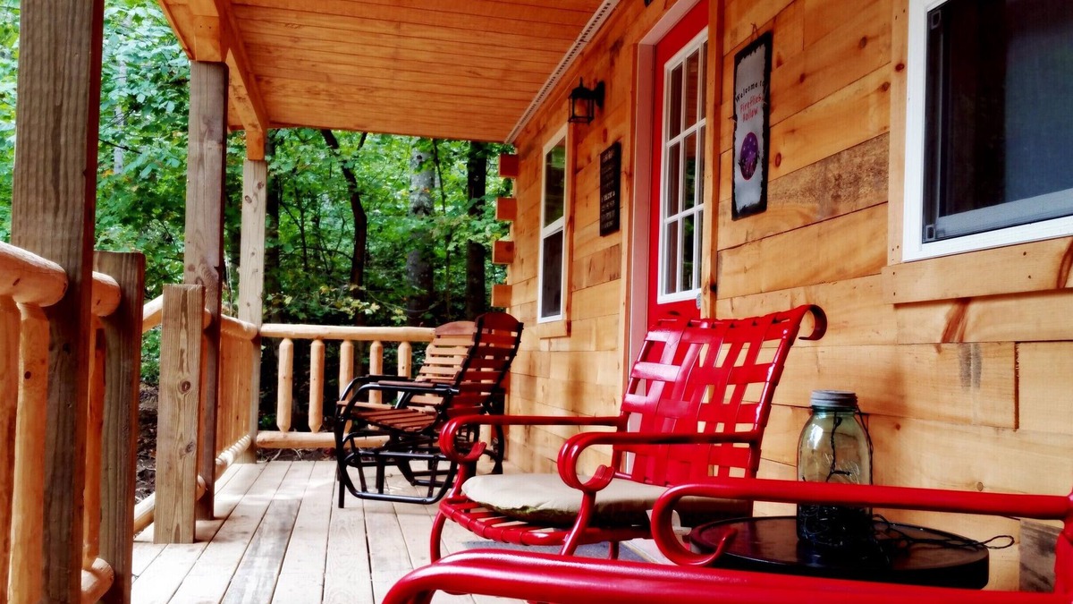 McArthur Cabin | Cabins In Hocking - Fireflies Hollow