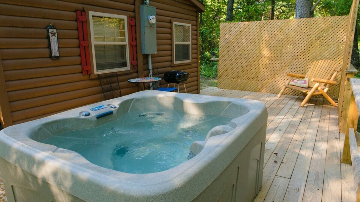 Logan Cabin | Cabins In Hocking - Junebug