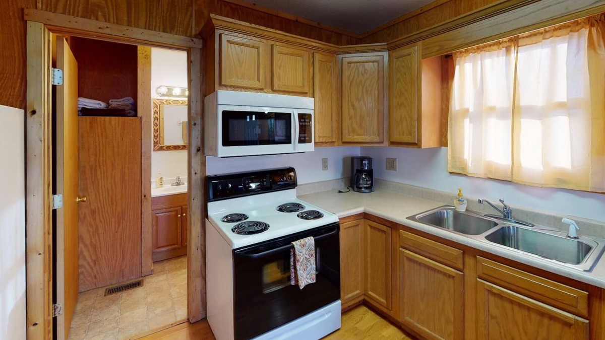 Logan Cabin | Cabins In Hocking - Retreat cabin 5