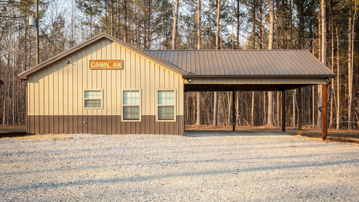 Wilsonville Cabin | CABINS OF LAY LAKE AT BEESWAX CABIN #4