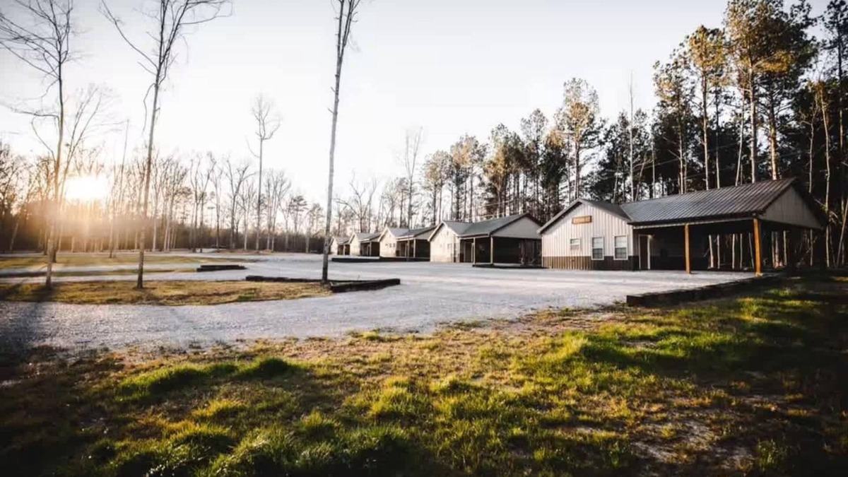 Wilsonville Cabin | Cabins of Lay Lake at Beeswax Cabin #2