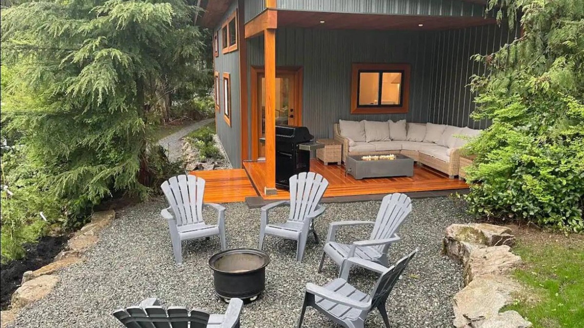 Mansons Landing Cabin | Cabins on Cortes Island, pet friendly, private near lake on large property.