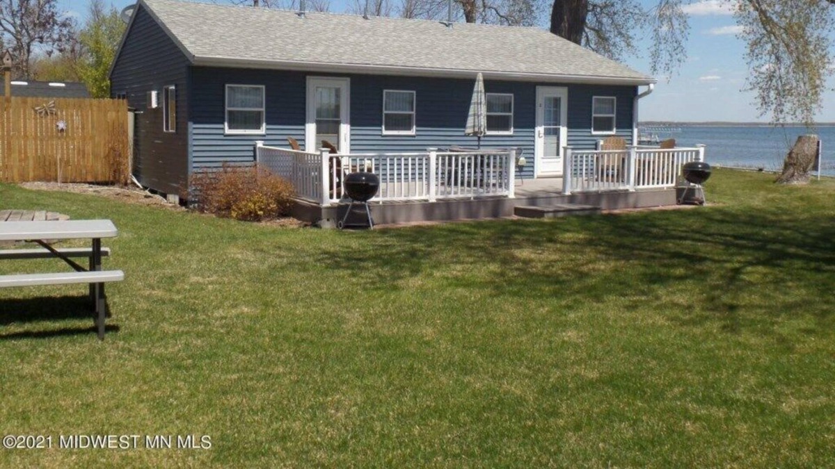 Ottertail House | Cabins on Rush Lake, Otter Tail, MN