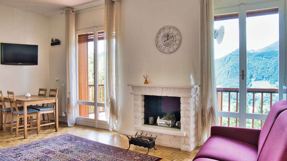 Barzio Apartment | Cableway to heaven - Studio Apartment, Sleeps 3