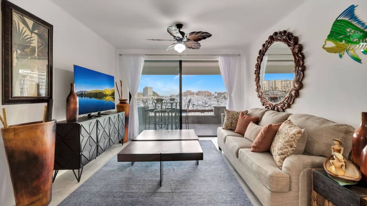 Centro Condo | Cabo Marina, Plaza Bonita, New, Central