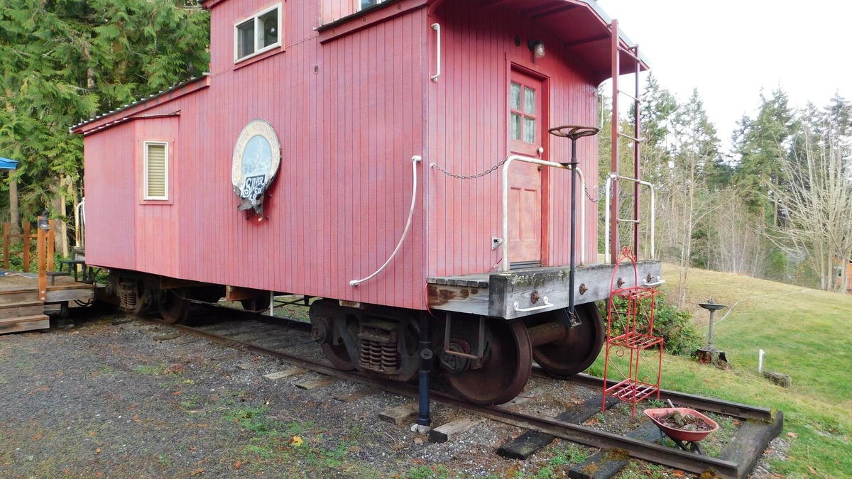 Sequim Cabin | Caboose on the Olympic Peninsula