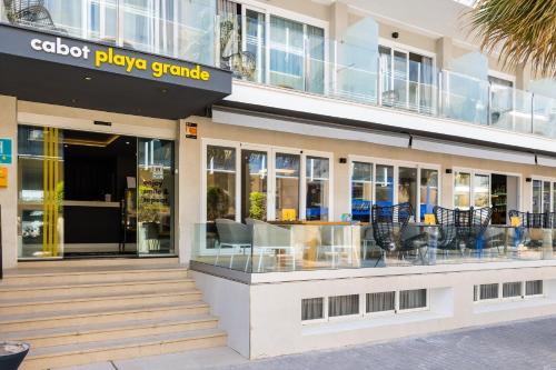 Ses Cadenes Hotel | Cabot Playa Grande - Adults Only