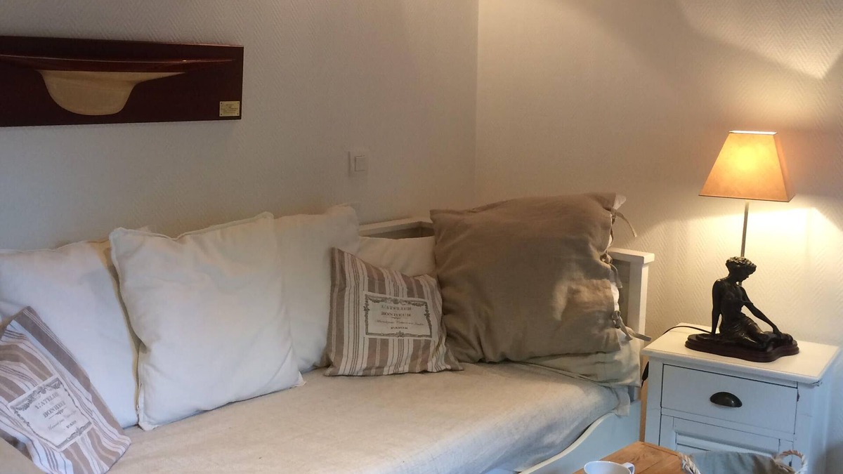 Cabourg Cottage | CABOURG CITY CENTER. Cottage 35m², house on garden 40m² facing south. Comfort