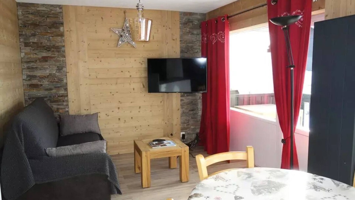 Cognet Apartment | Cabris Residence - APARTMENT 3 FIELDS- HEAR ALPE COGNET-PIED PISTES