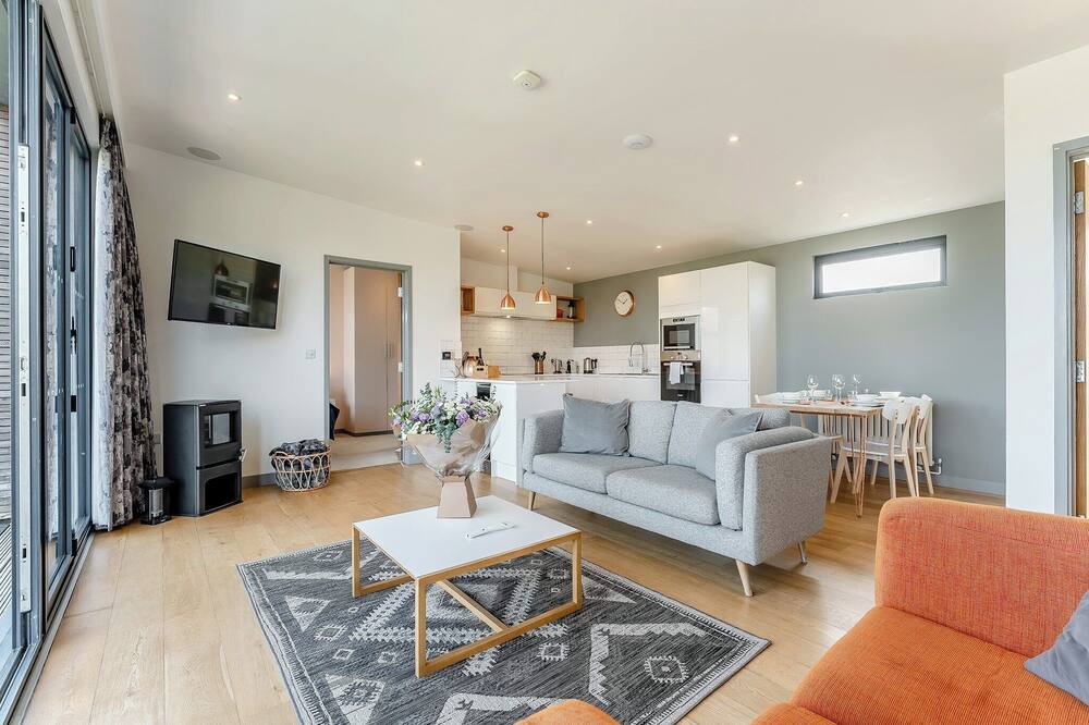 Lewes Ski Chalet | Caburn View Retreat (Pet)