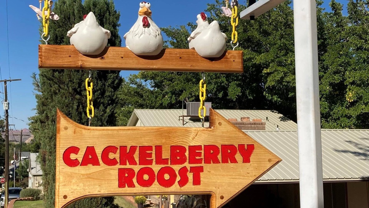 La Verkin House | Cackelberry Roost, Zion, just a quick 22-min drive away, Great for nfamilies.