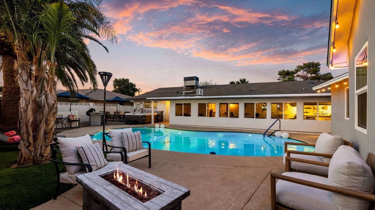Village Grove House | Cactus Oasis Vacation Rental | 5-BR House great for Bridal & Corp events, Scottsdale | Casita Heated Spa & Pool Sun & Game Room