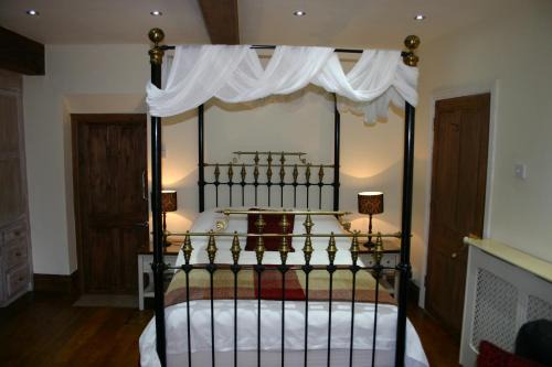 Ivybridge Cabin | Cadleigh Manor