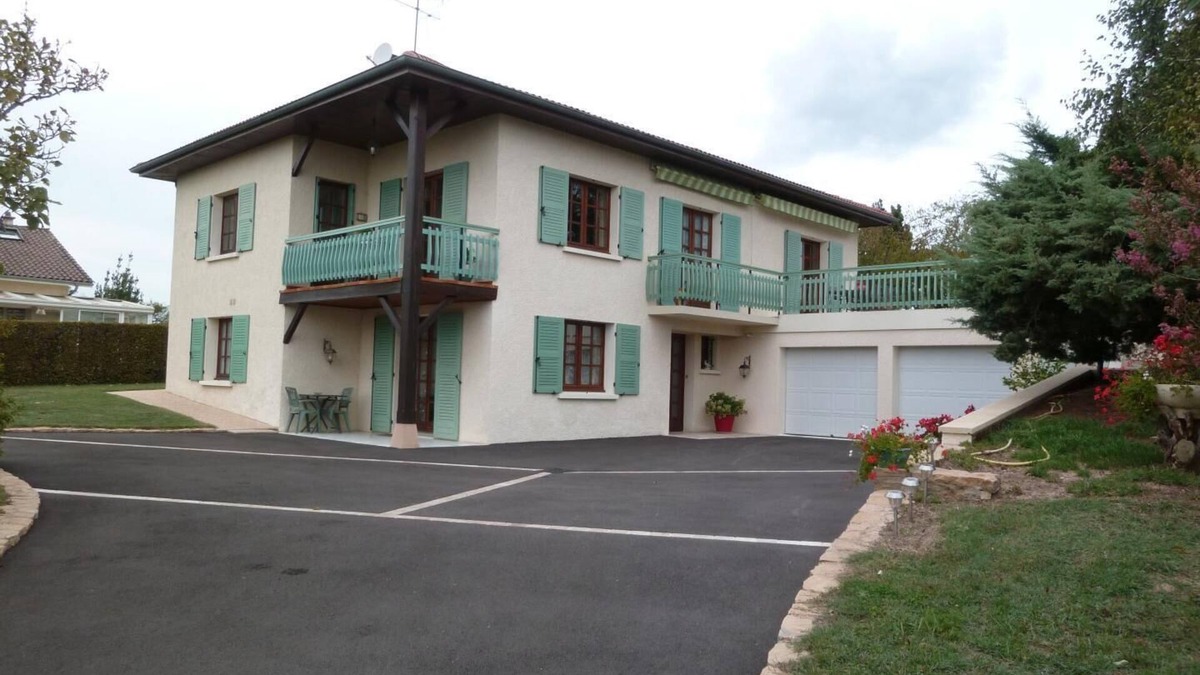 Polliat House | Cadre Verdoyant, Tranquilité, pas de Vis-à-vis
