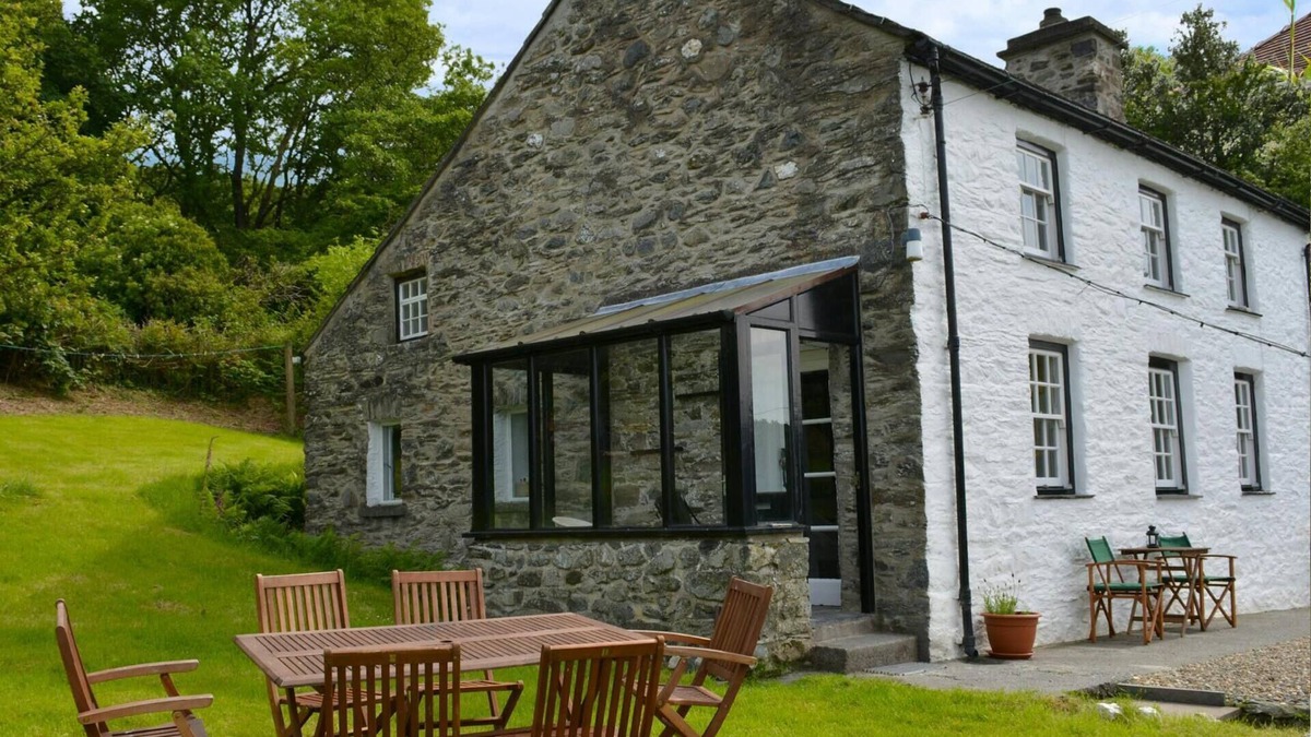 Cwrt Cottage | Cae Mawr, Borth and Ynyslas