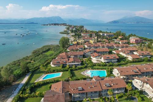 Colombare Apartment | Caesar Sirmione Luxury Apartments