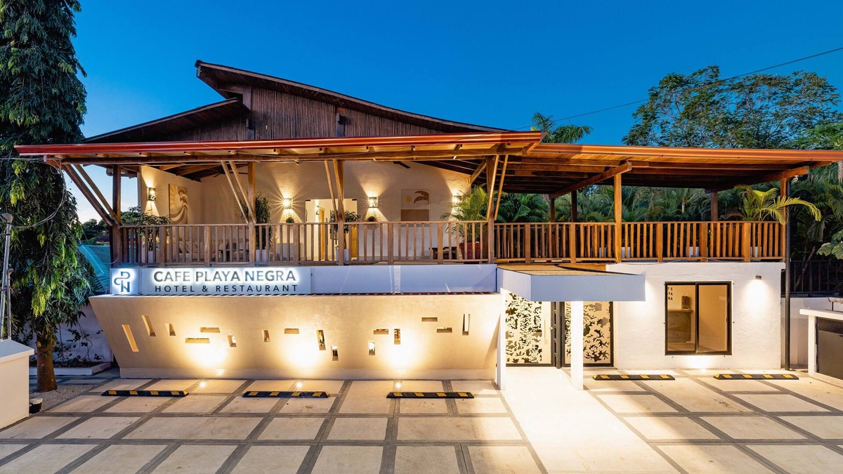 Los Pargos Hotel | Cafe Playa Negra