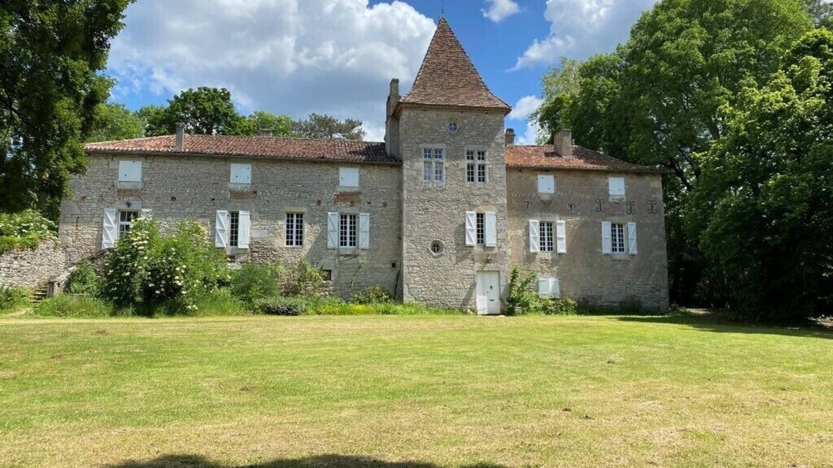 Douelle Villa | CAHORS - Family Manor