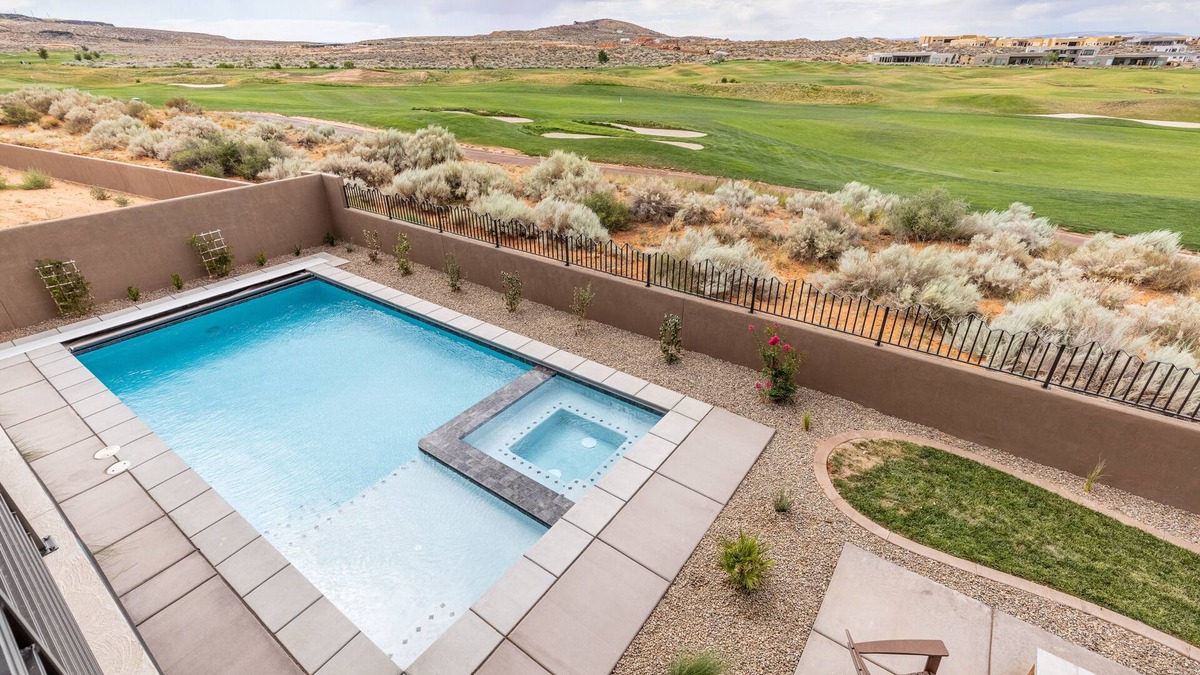 St. George House | Cairn House 2 with Private Pool, Hot Tub & Putting Green!