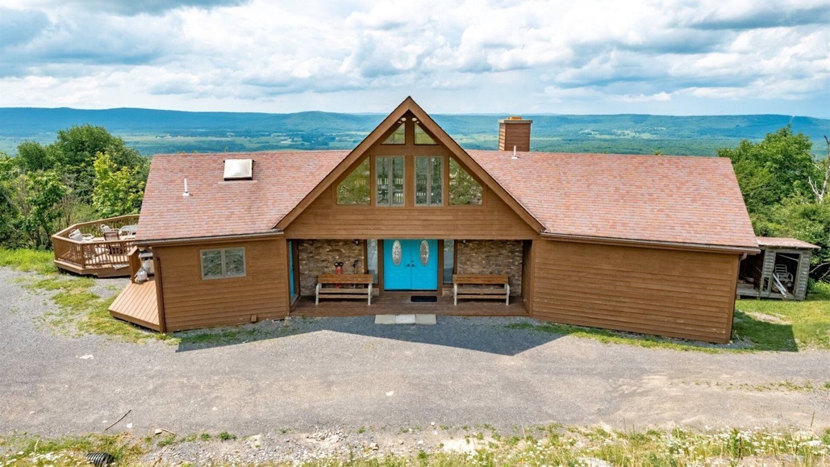 Old Timberline House | Cairn Ridge - 311 Valley View Rd
