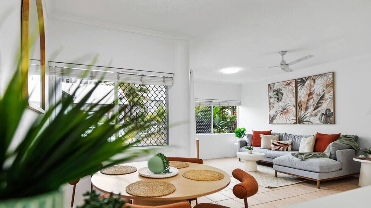 Cairns North Apartment | Cairns Tropical Bliss Swim-in/Swim-out Apartment