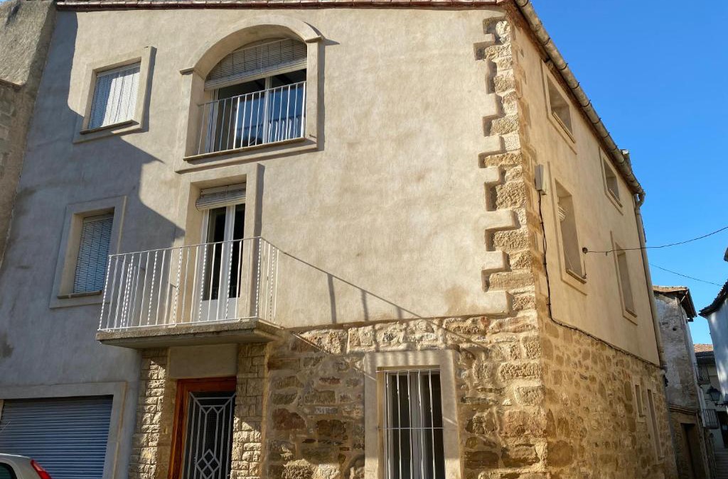 Castellfollit de Riubregos House | Cal cap xic
