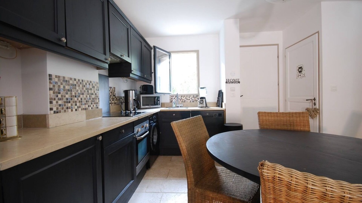 Saint-Laurent-de-la-Cabrerisse House | CALMET3 VILLA WITH ENCLOSED SPA