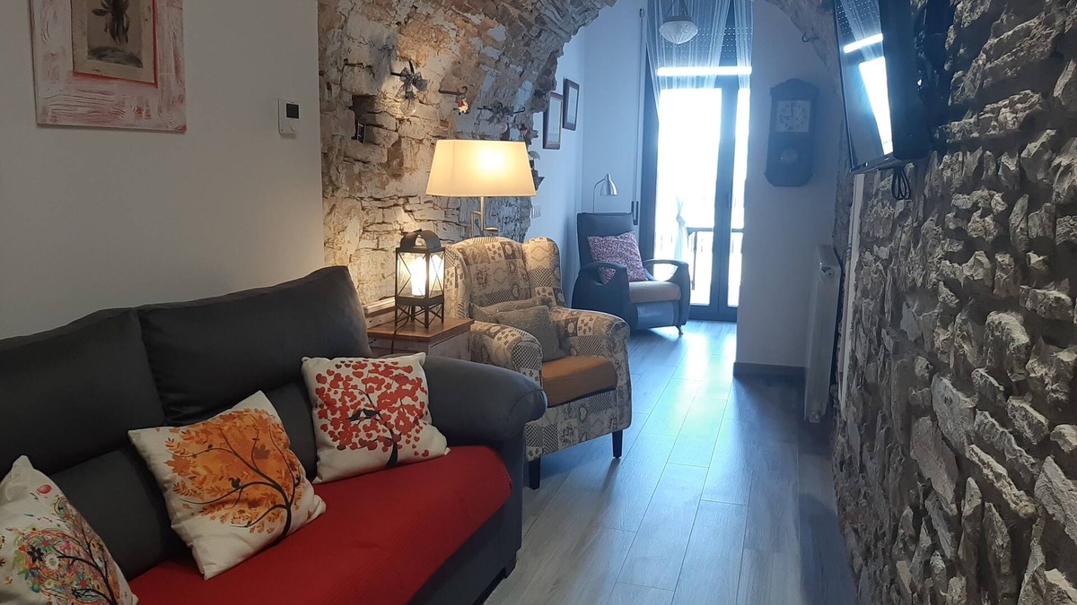 Granyena de Segarra Cottage | Cal Guineuet- Rural house in a natural and quiet environment