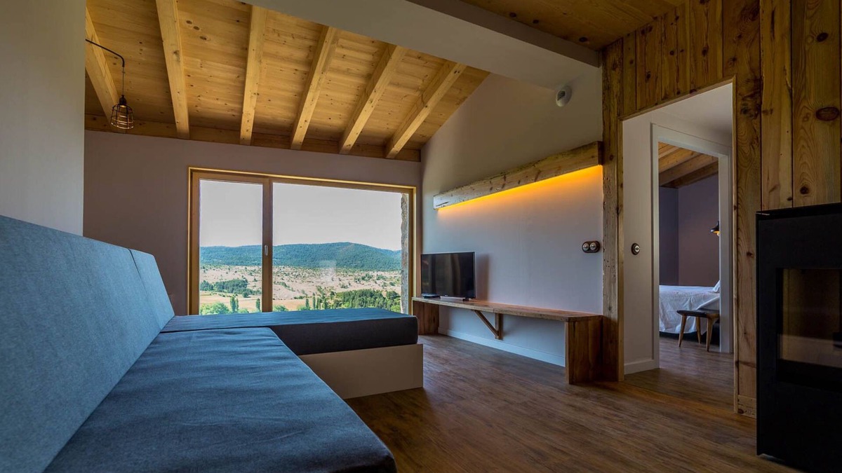 Taus Apartment | Cal Rossa, Taús 1900 Panoramic Eco-Suites, SPA.