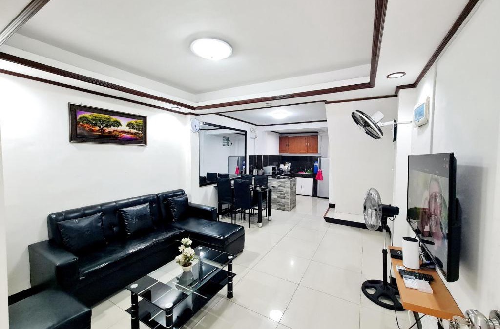 Calapan Apartment | Calapan City Fully Furnished House Transient near XentroMall L39