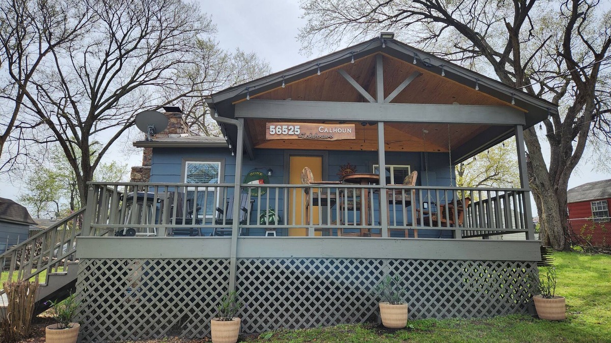 Afton House | Calhoun Lakehouse on Monkey Island